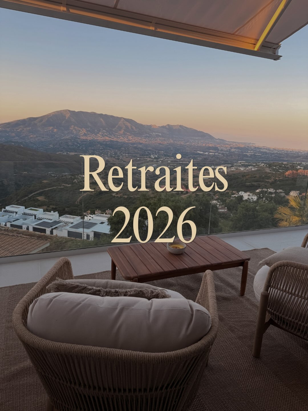 Retraites 2026 🧘🏻‍♀️

✨ Yoga & Chill avec Adèle 
@adele.shakayoga 
Du 1 au 5 octobre
3 places disponibles 

✨ Yoga & Pilates avec Laure-Anne
@laureanne.eila_
Du 8 au 12 octobre
2 places disponibles 

✨ Yoga et bulle de douceur avec Delphine
 @delphineyoganesse 
Du 21 au 26 octobre
3 places disponibles 

Pour connaître le programme et les tarifs, ainsi que pour les inscriptions, veuillez contacter directement les professeurs 🥰

Hâte de vous recevoir à @suryahouses 🤍🐱
With love, Nath